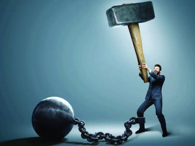 بررسی باورهای غلط زناشویی از دیدگاه گاتمن